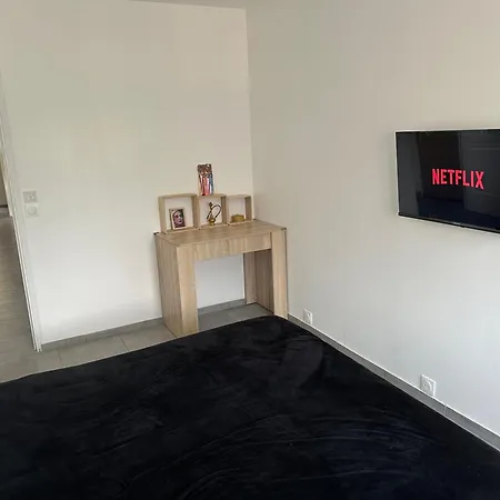 - Paris, Disney, Parc Des Expos, Aeroport Cdg, Rer B Apartment *